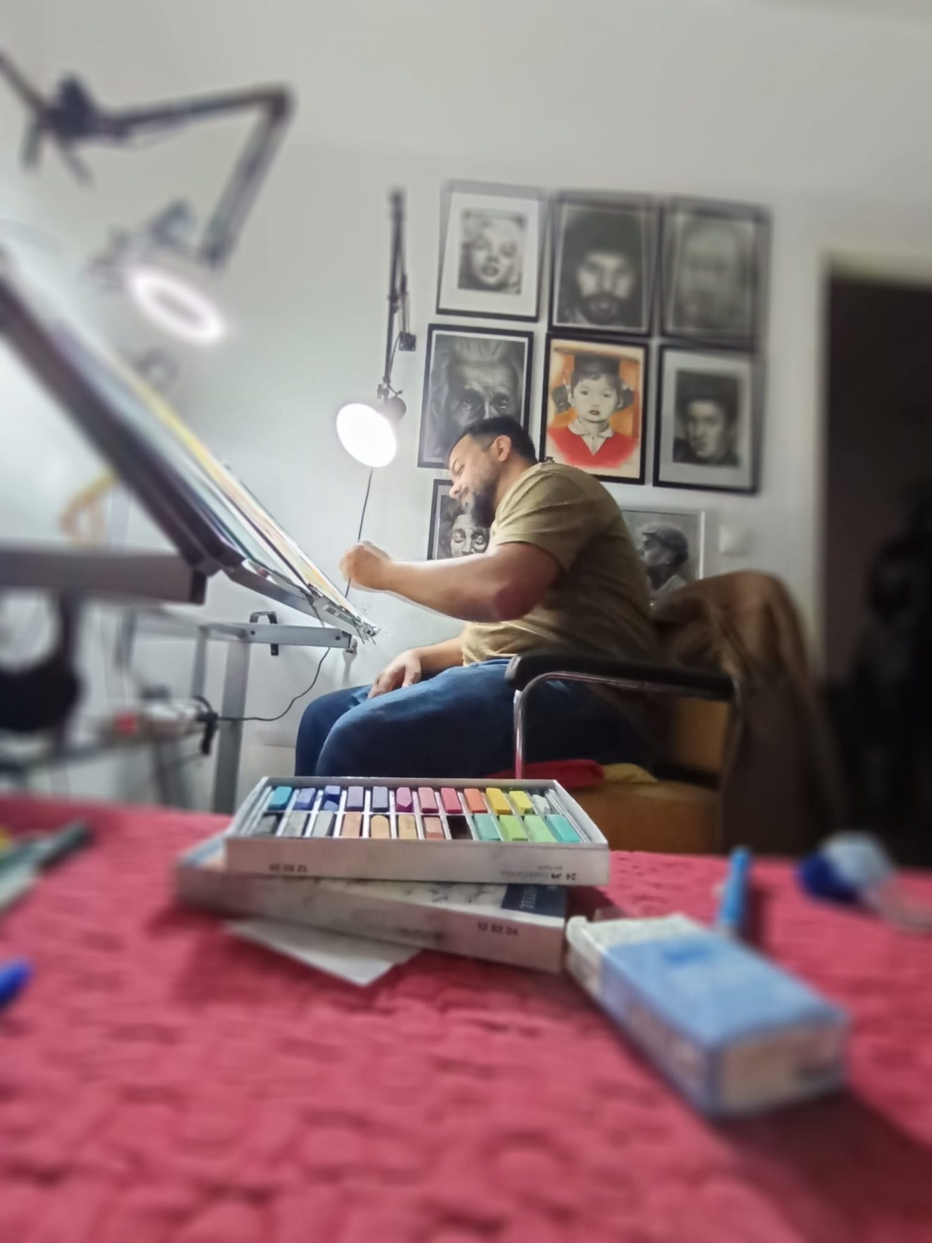 MATERIALES IMPRESCINDIBLES PARA REALISMO EN EL RETRATO